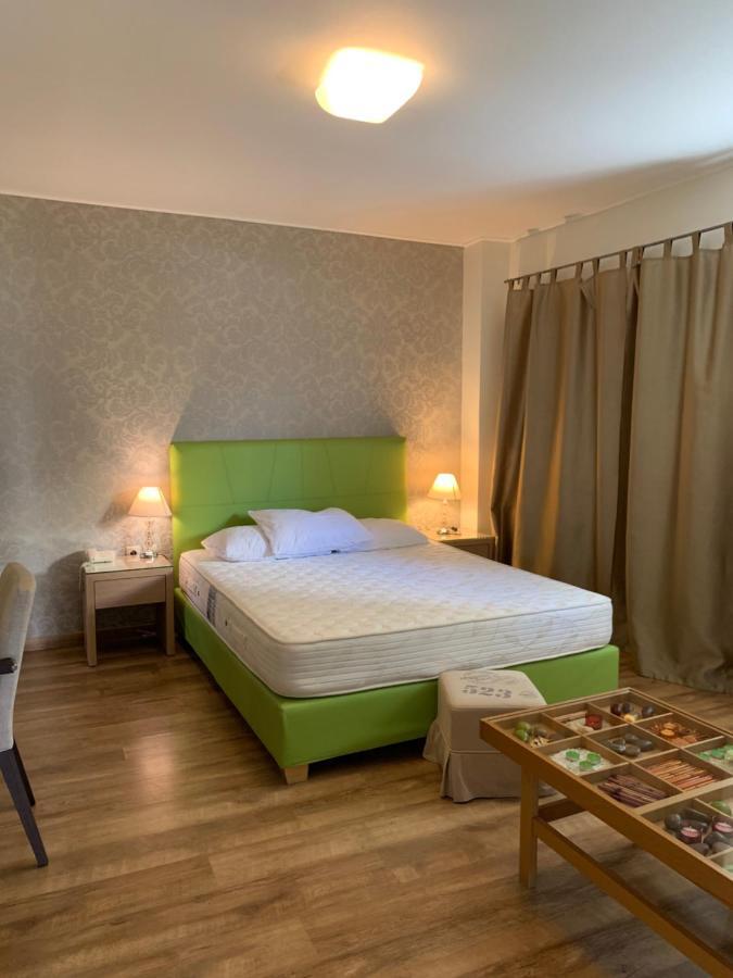 Rivitel Marousi Apartments 아테네 외부 사진